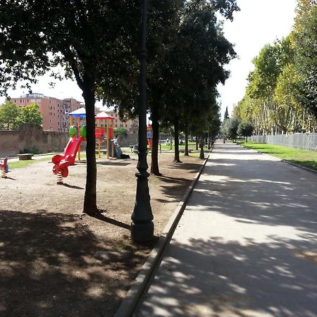 Bed and Breakfast Domus Sessoriana Roma Esterno foto