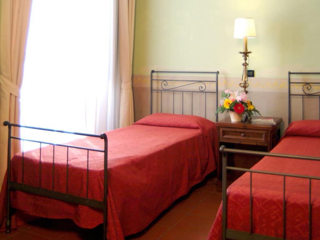 Bed and Breakfast Domus Sessoriana Roma Esterno foto