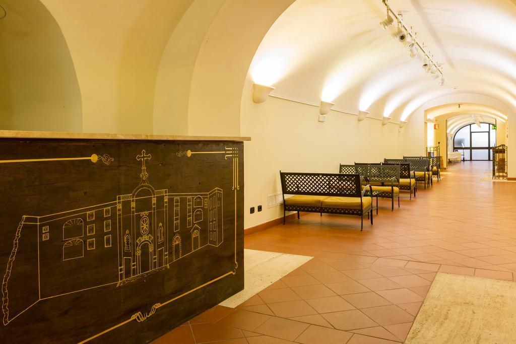 Bed and Breakfast Domus Sessoriana Roma Esterno foto