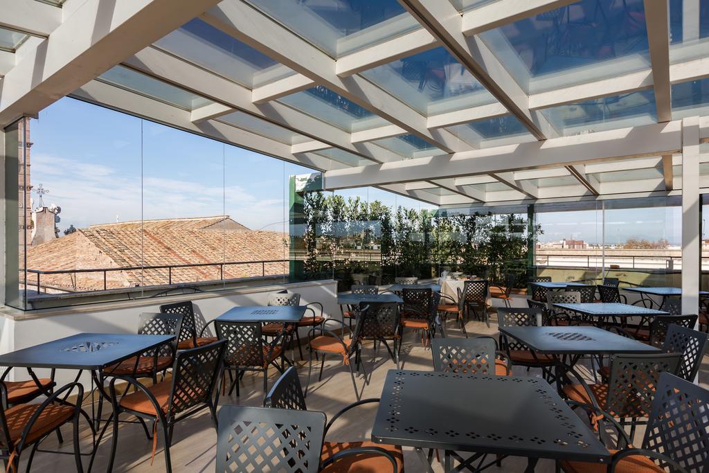 Bed and Breakfast Domus Sessoriana Roma Esterno foto