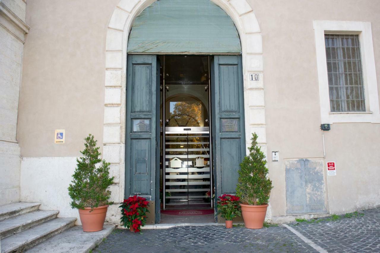 Bed and Breakfast Domus Sessoriana Roma Esterno foto