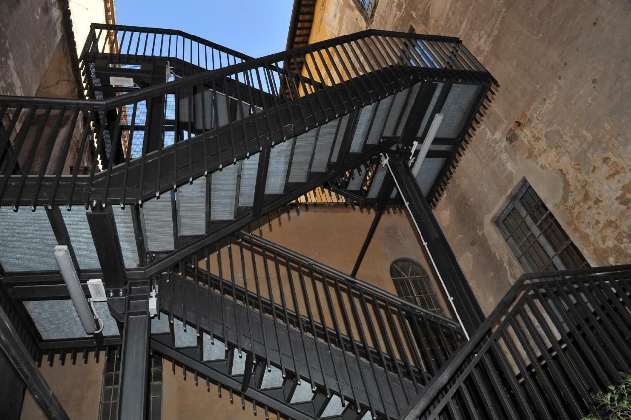 Bed and Breakfast Domus Sessoriana Roma Esterno foto