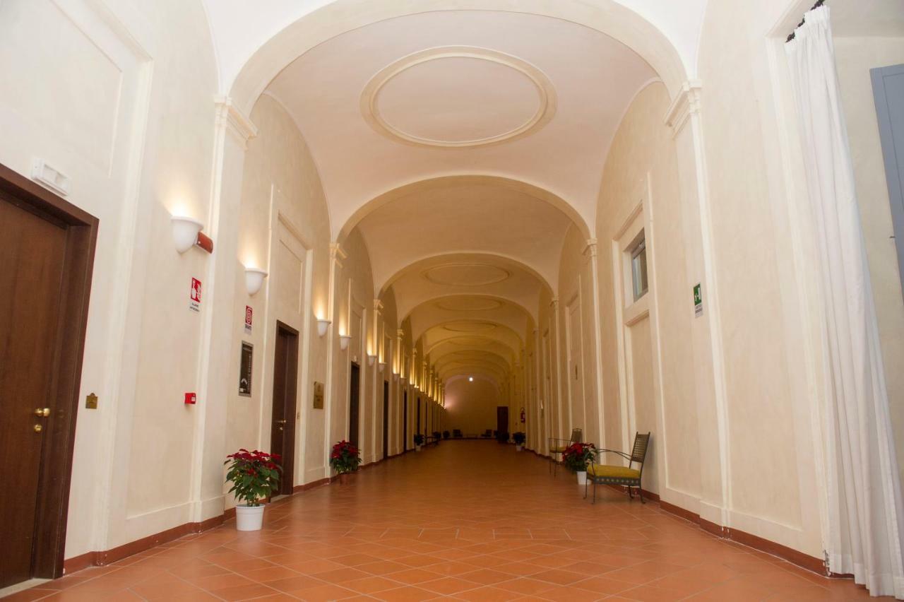 Bed and Breakfast Domus Sessoriana Roma Esterno foto