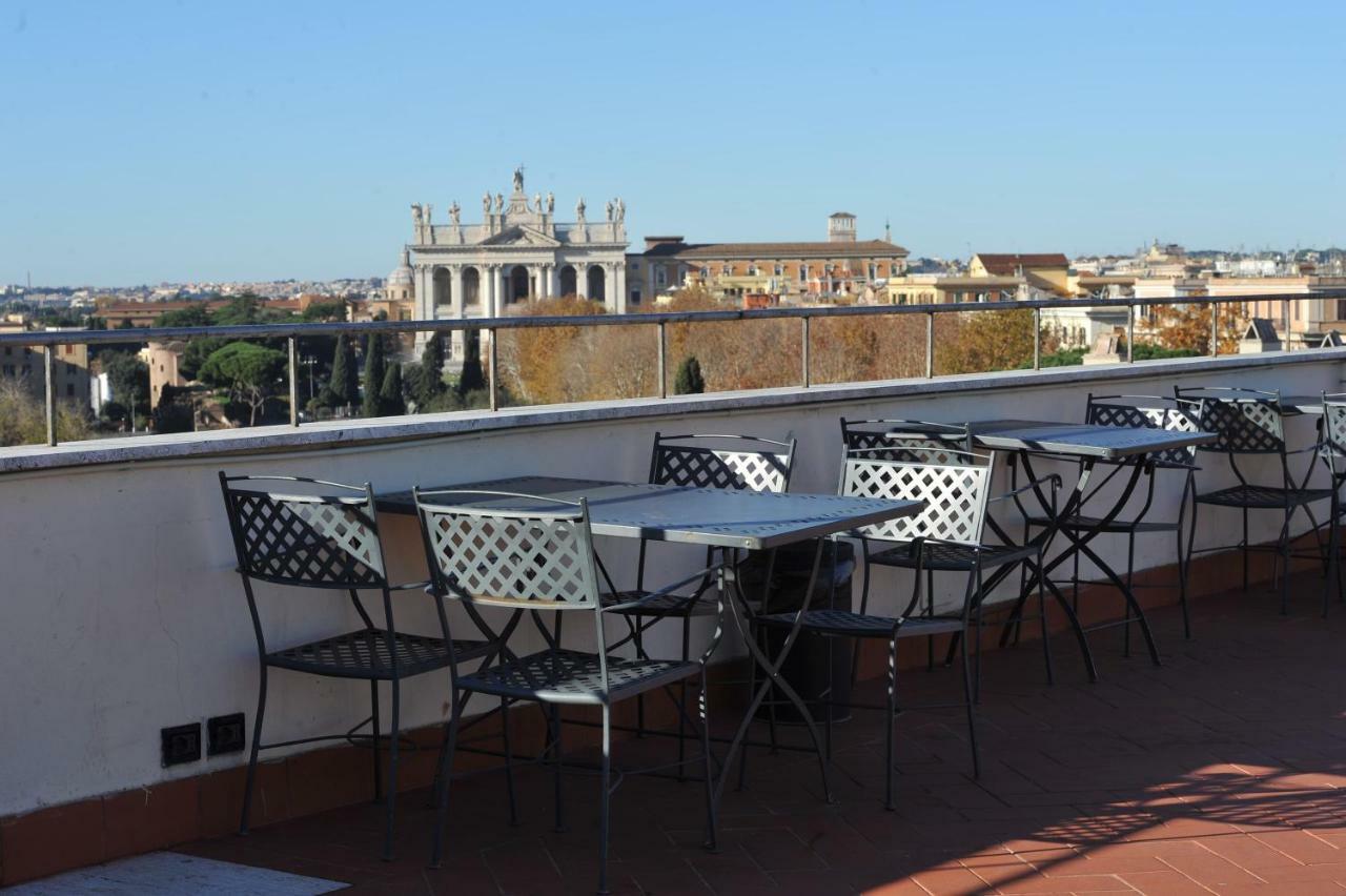 Bed and Breakfast Domus Sessoriana Roma Esterno foto